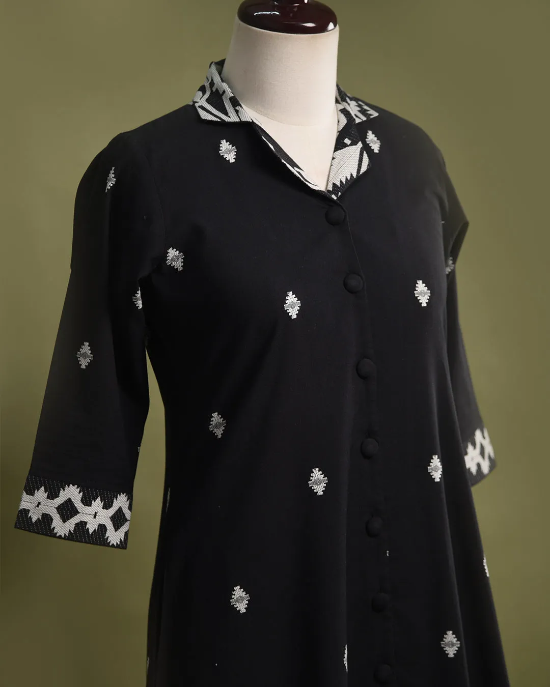 Black With White Cotton Jamdaani Woven Ready-To-Wear A Line Kurta Set With Pant