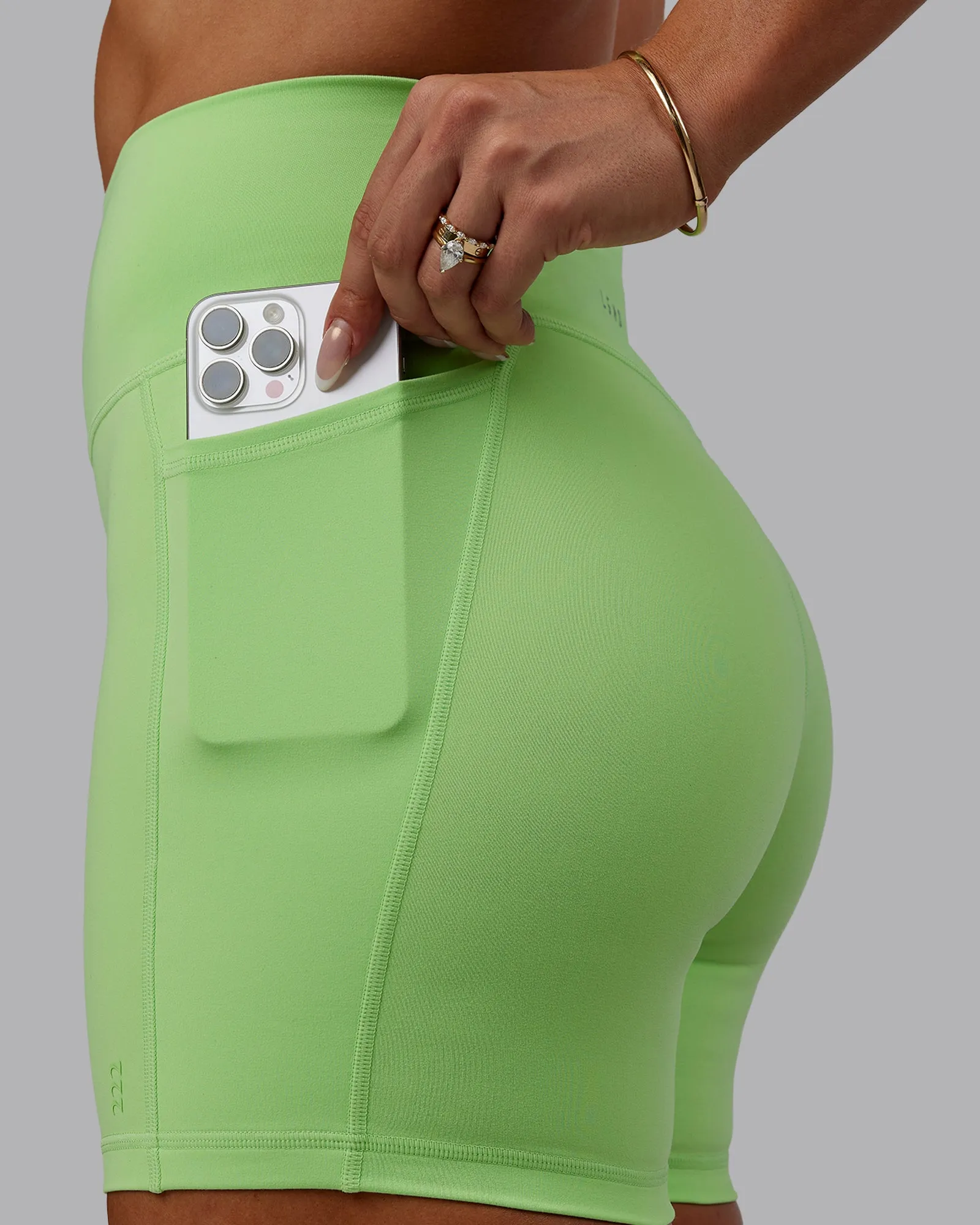 Bree Masters x Fusion Mid Short with Pockets - Pastel Lime