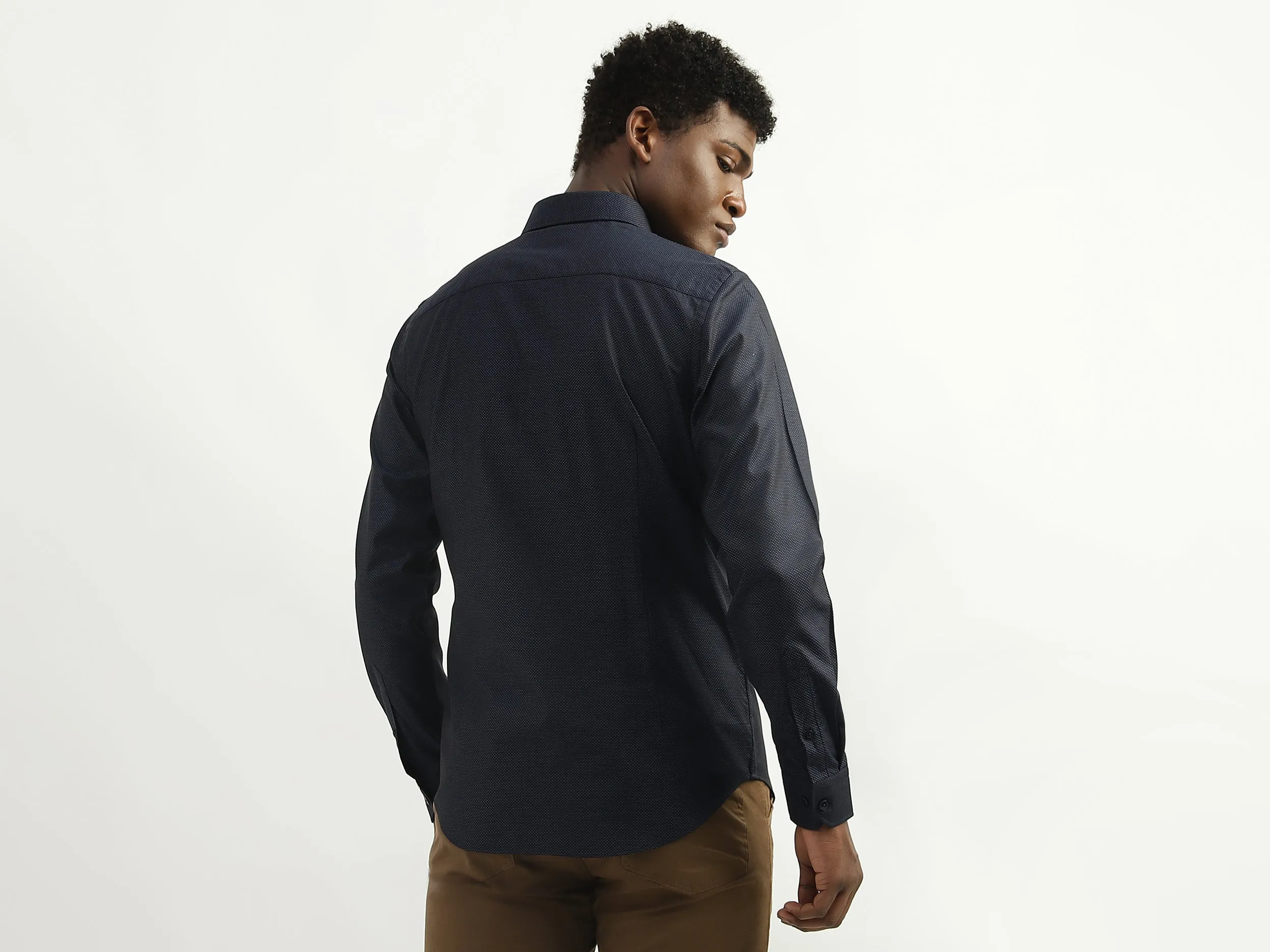 Cotton Solid Spread Collar Mens Shirts