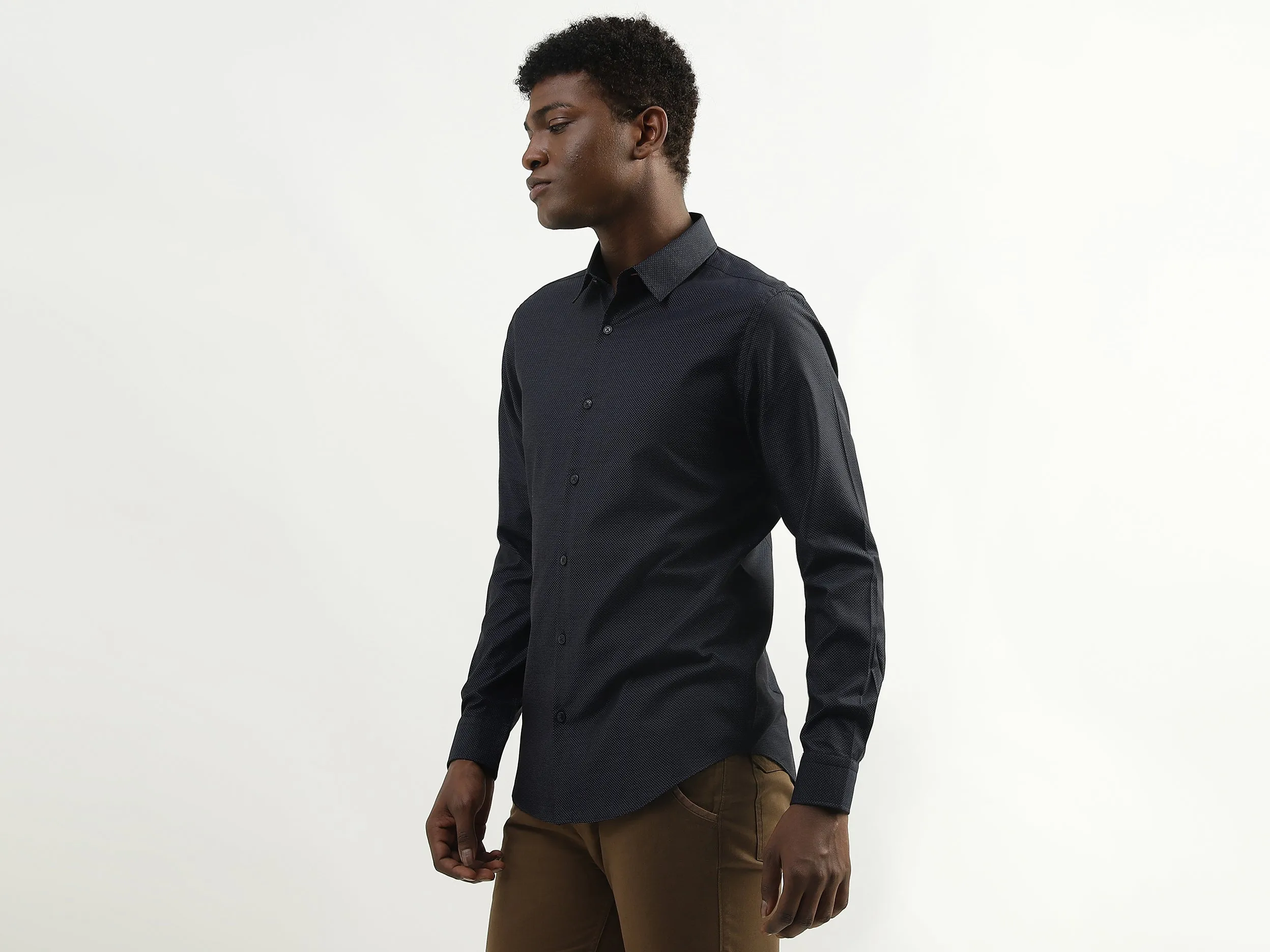 Cotton Solid Spread Collar Mens Shirts