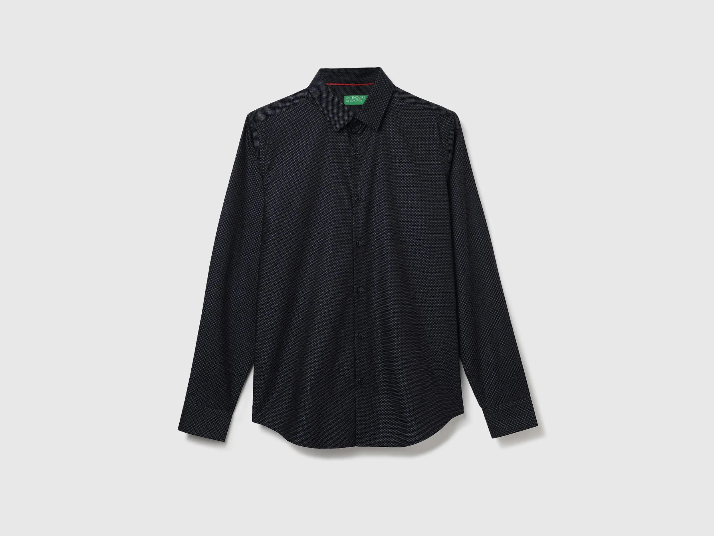 Cotton Solid Spread Collar Mens Shirts