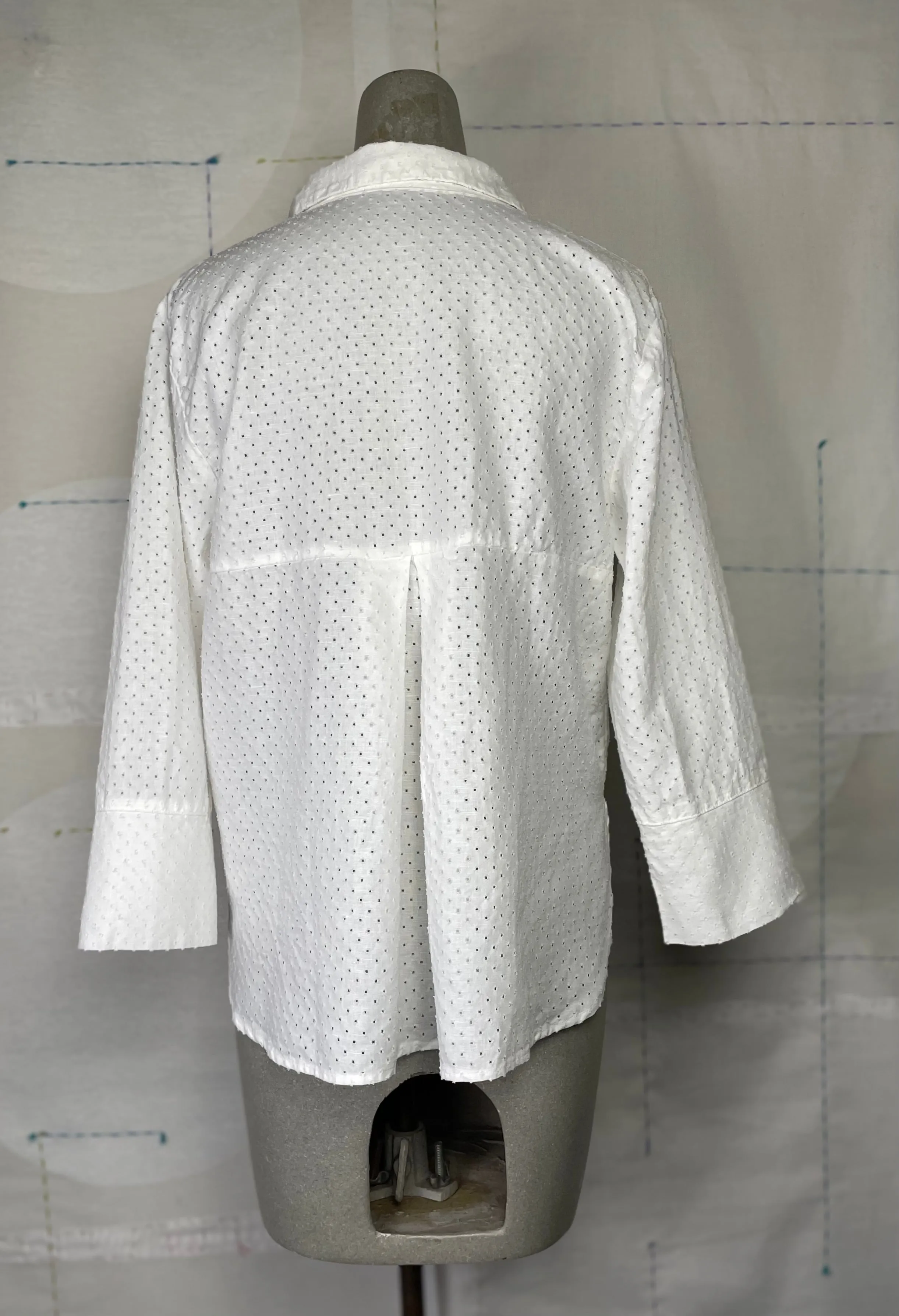 Cut Loose  ~  Pinhole Crop Easy Shirt - Laundered