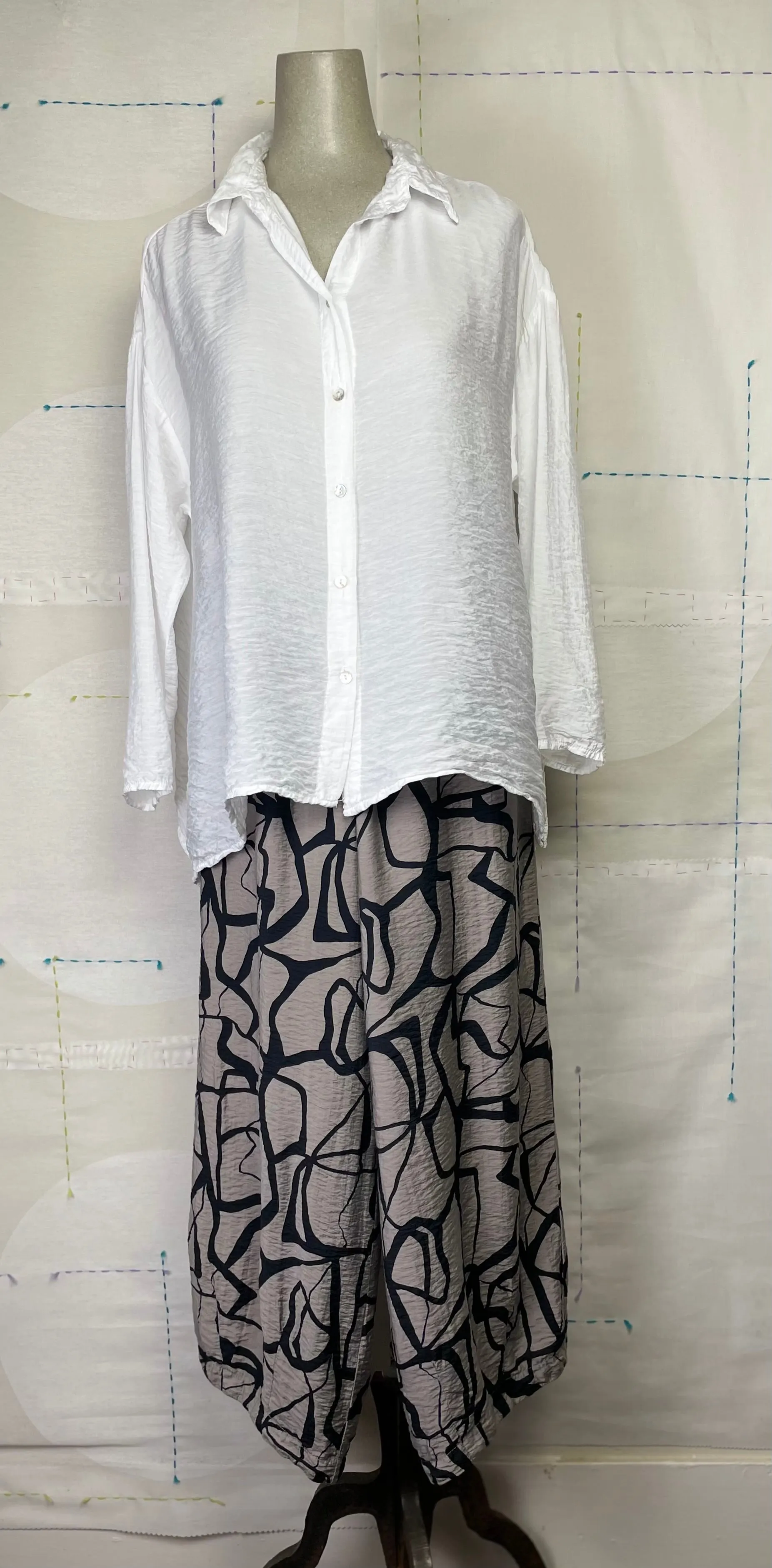 Cut Loose  ~  Swing Shirt - White