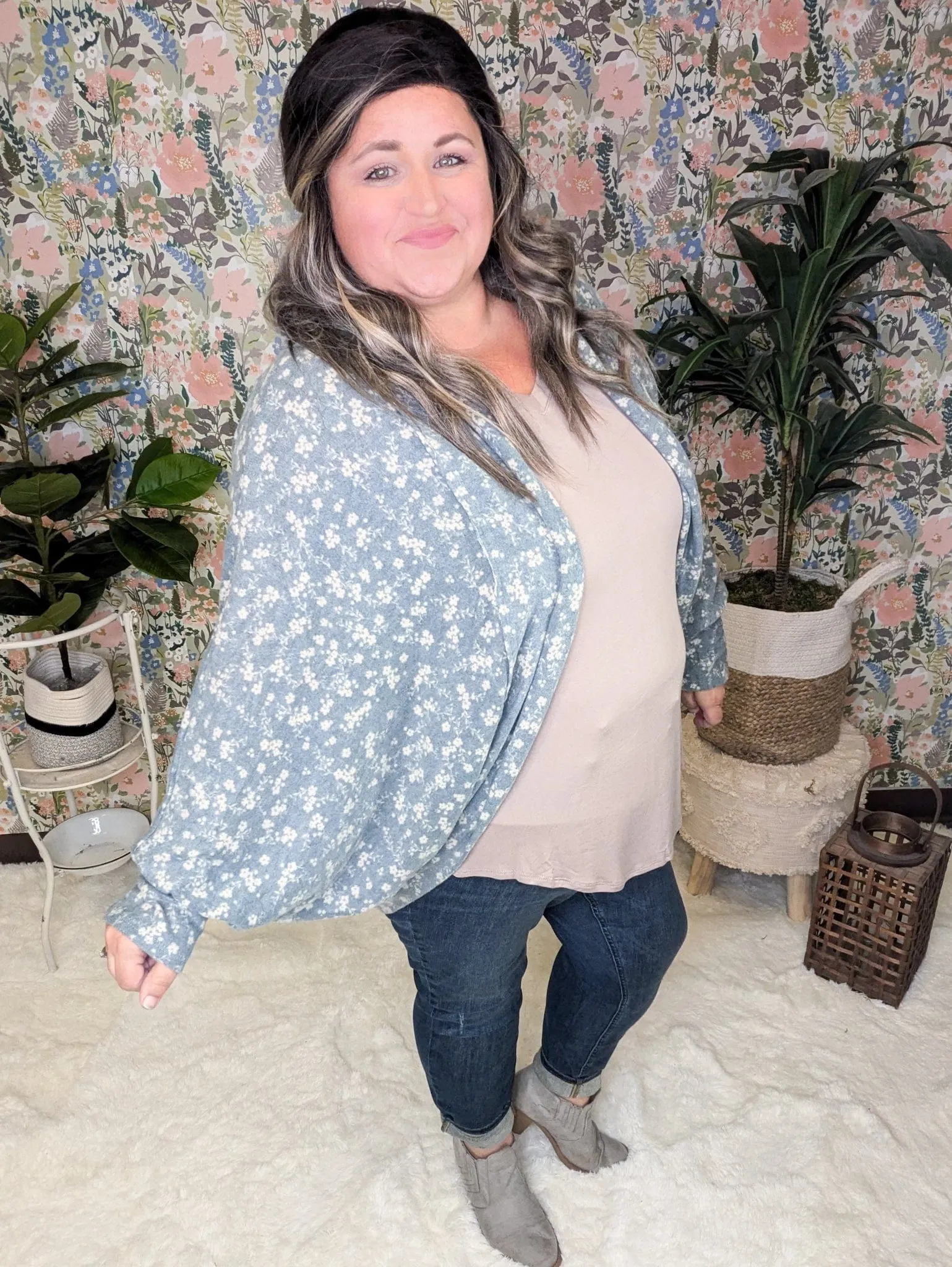 Hannah Ditsy Floral Cocoon Cardi in Dusty Blue