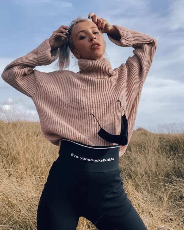 High-Waist Leggings "Everyone Sucks But Me"