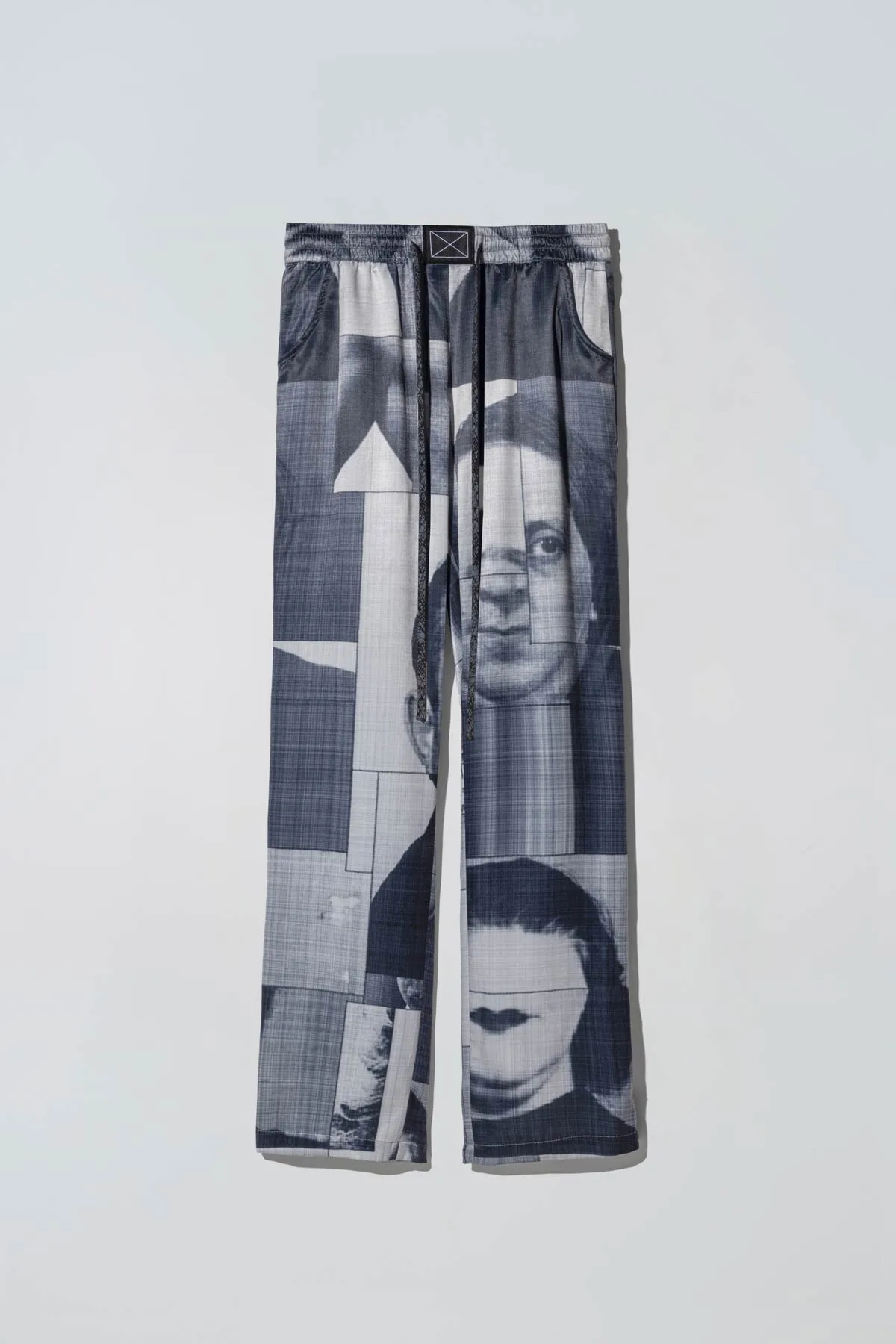 Liberty Suitpants in Black List Print Green