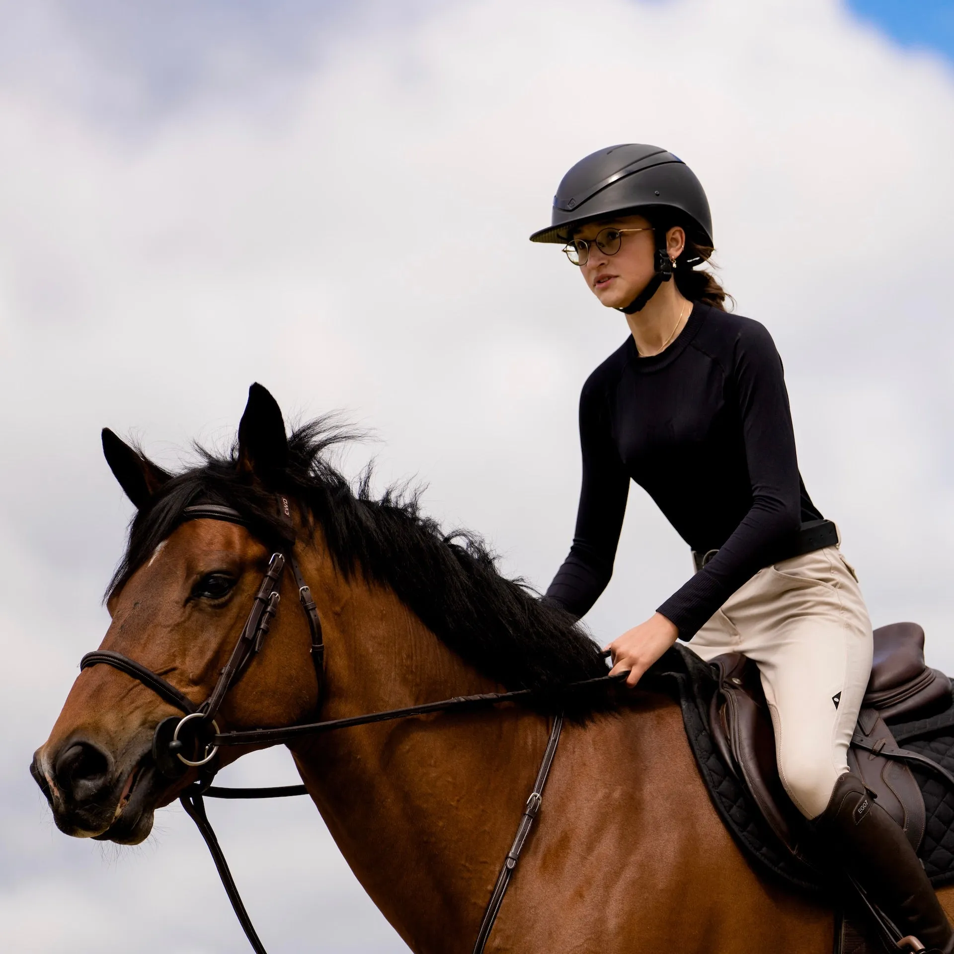 Long Sleeve Seamless Schooling Top