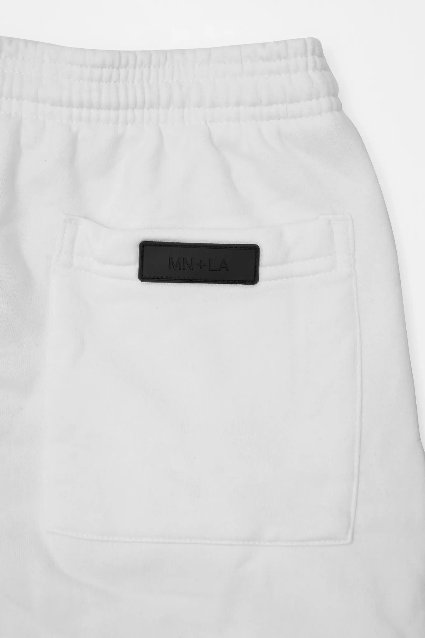 M'$ & DIAMONDS SWEATSHORTS IN WHITE