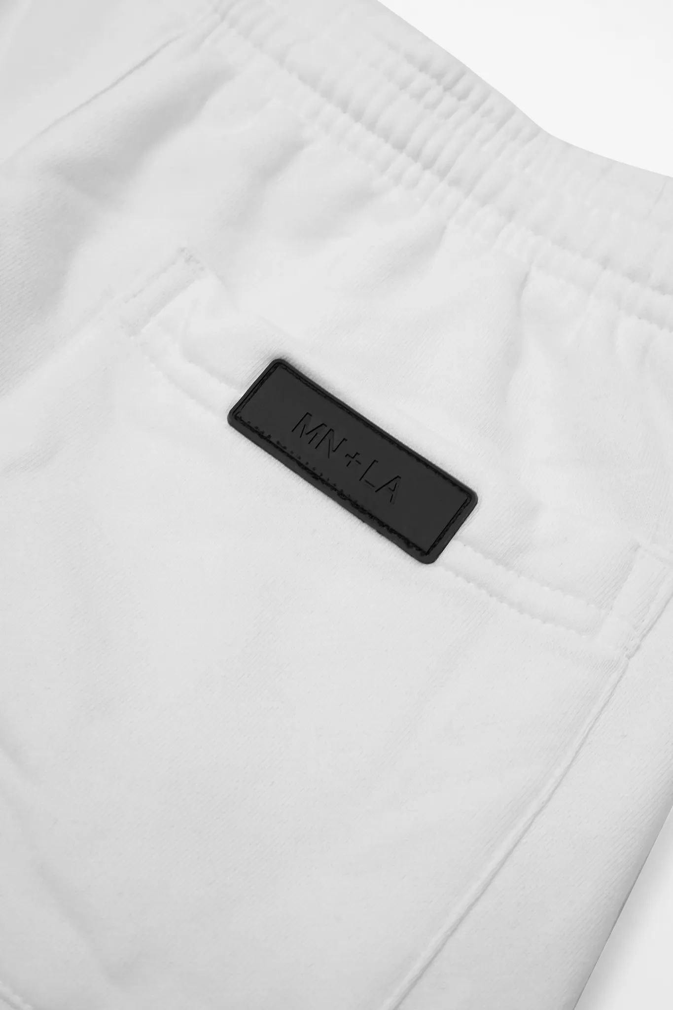 M'$ & DIAMONDS SWEATSHORTS IN WHITE