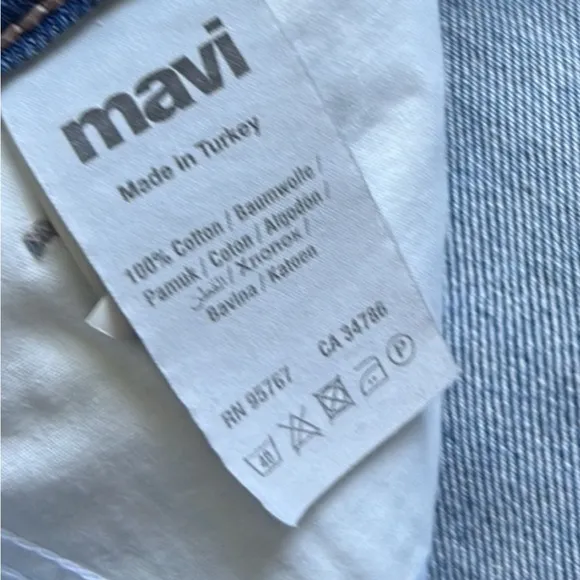 Mavi Gina High Rise Relaxed Shorts Size 26