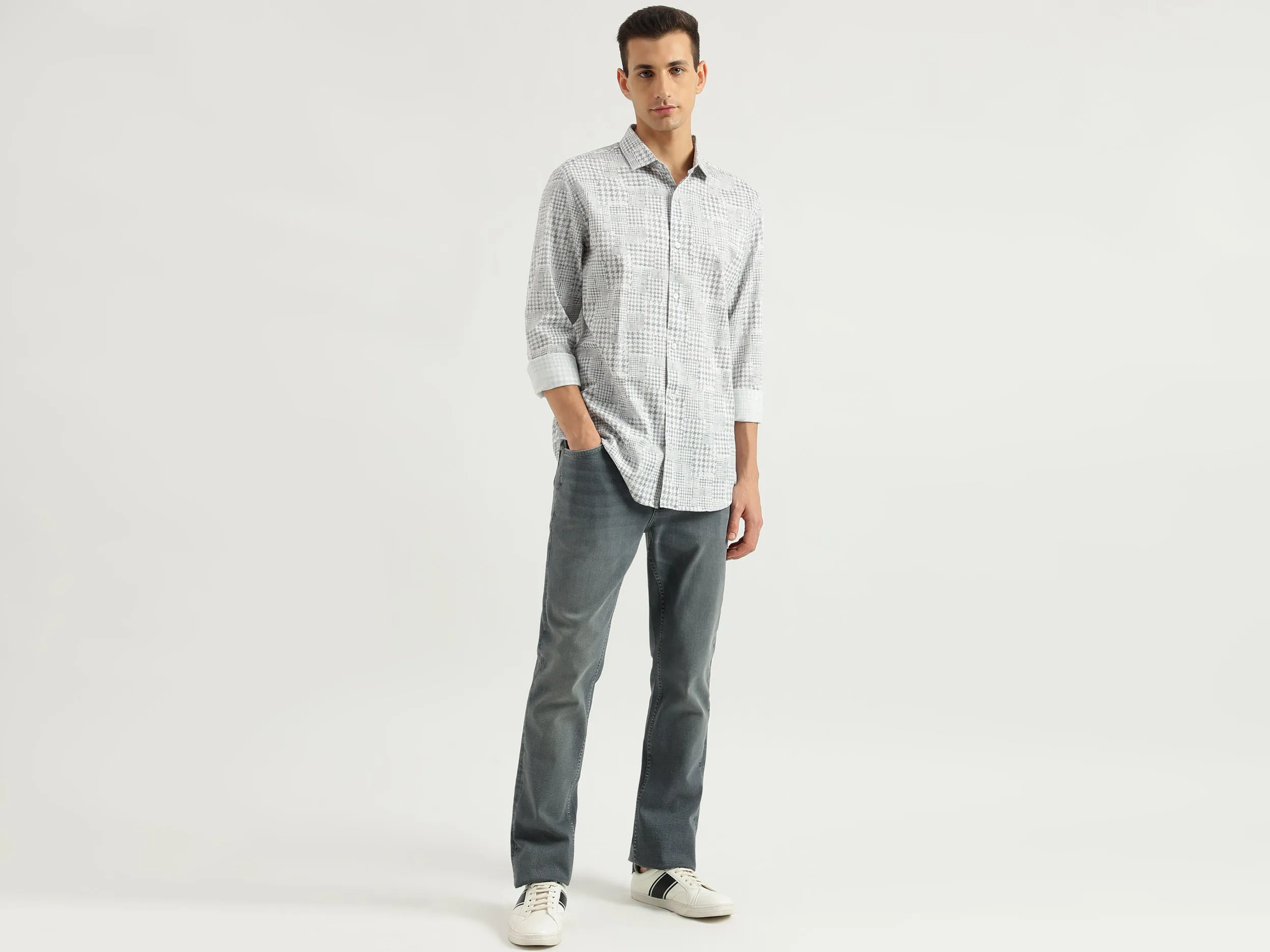 Men's Slim Fit Spread Collar Printed Shirts