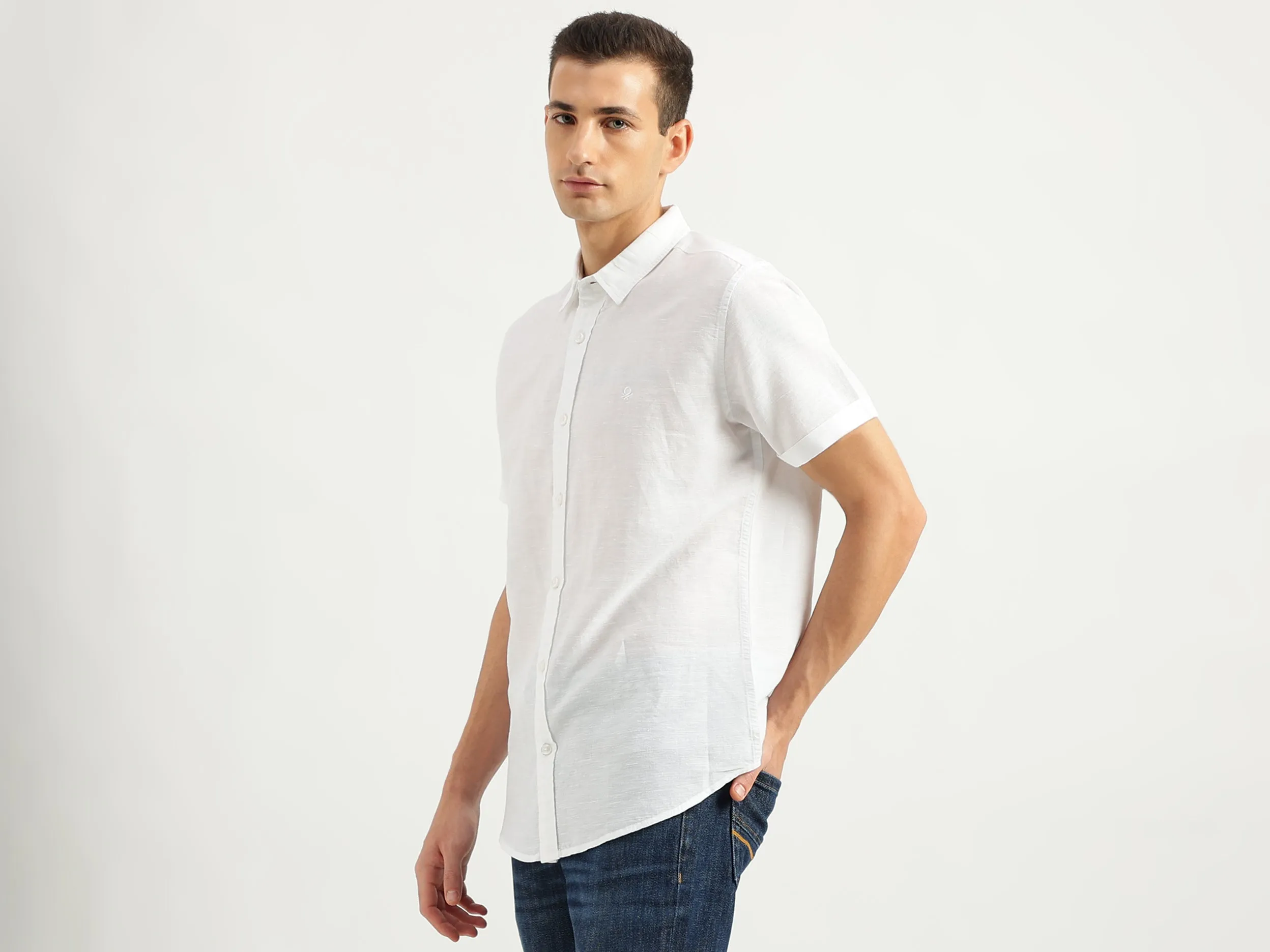 Men's Slim Fit Spread Collar Solid Shirts