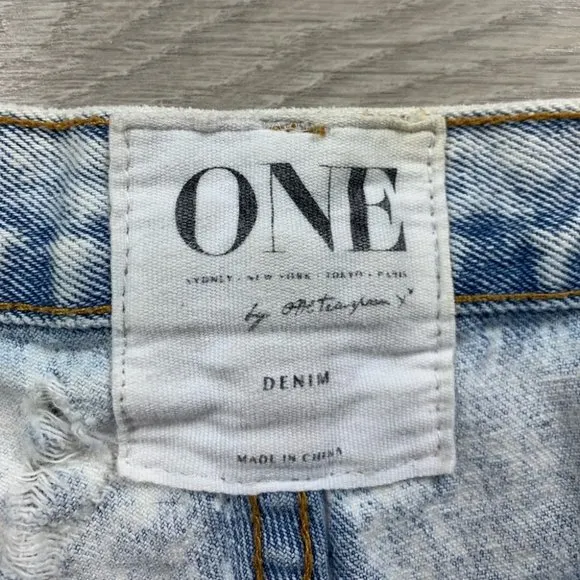 One Teaspoon Hawks Relaxed Fit High Rise Jean Shorts