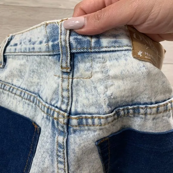 One Teaspoon Hawks Relaxed Fit High Rise Jean Shorts