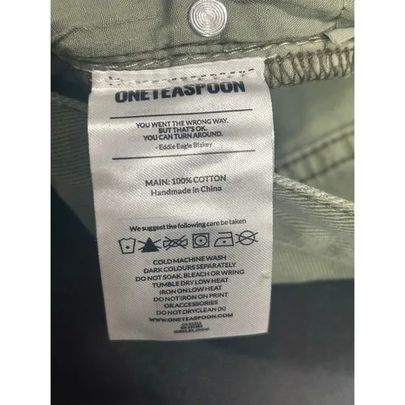 One Teaspoon NWT Bandit Low Rise Classic Shorts in Khaki Size 32 MSRP $110