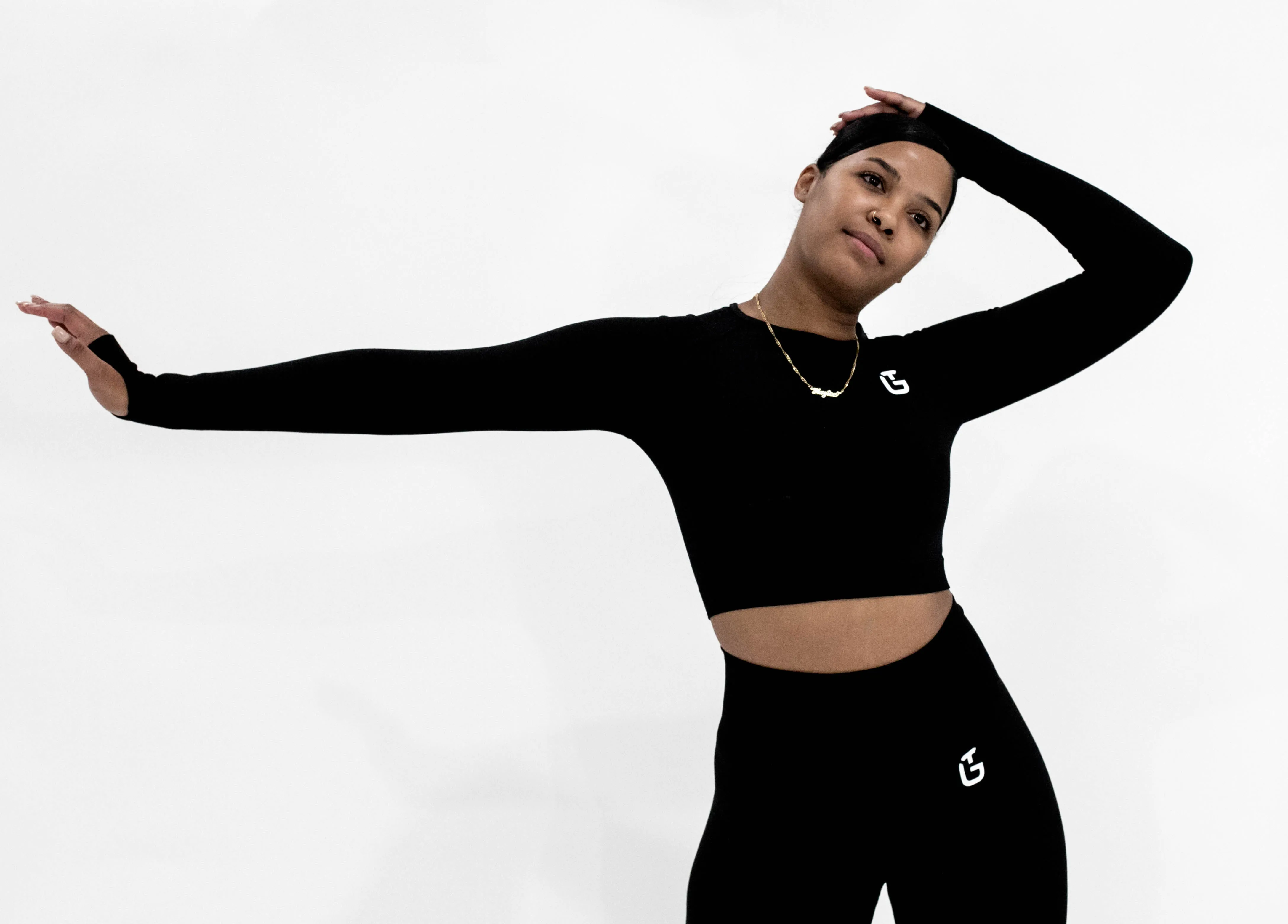 OZ  SEAMLESS LONG SLEEVE CROP TOP