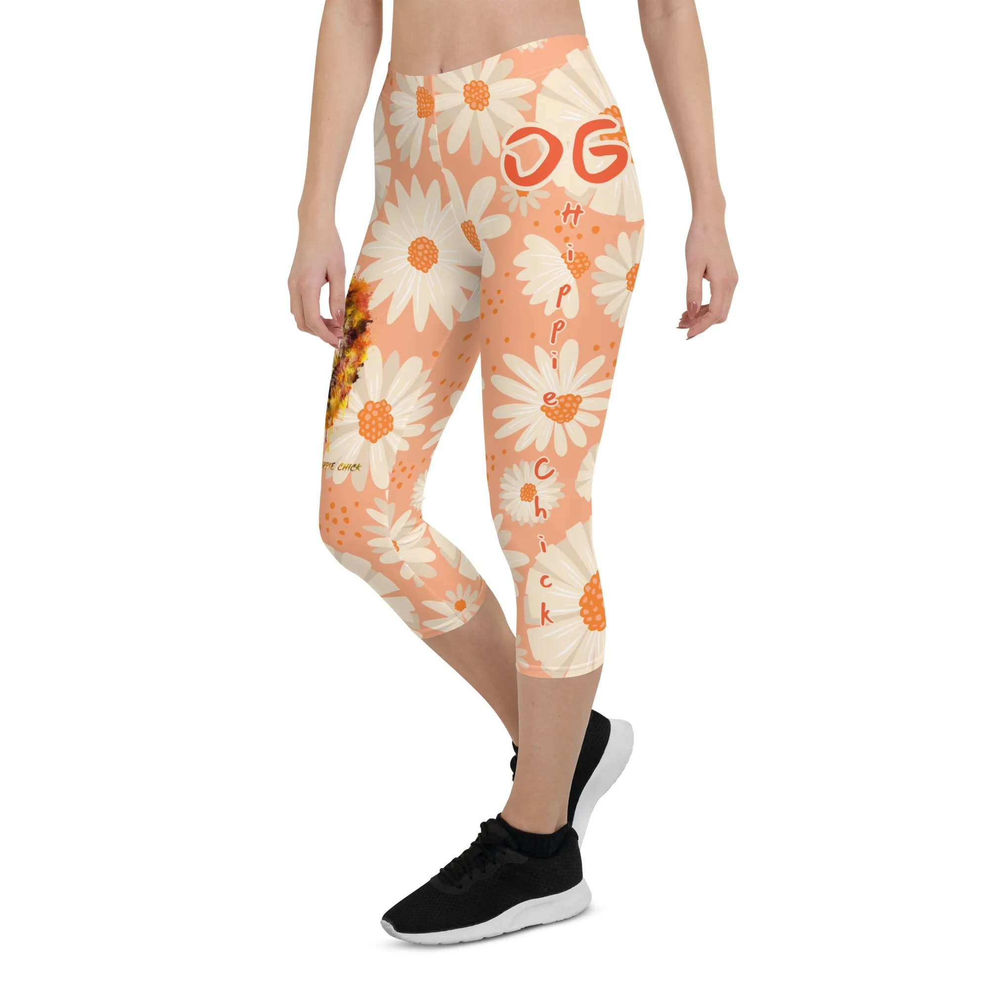 Peach Daisies Capri Leggings