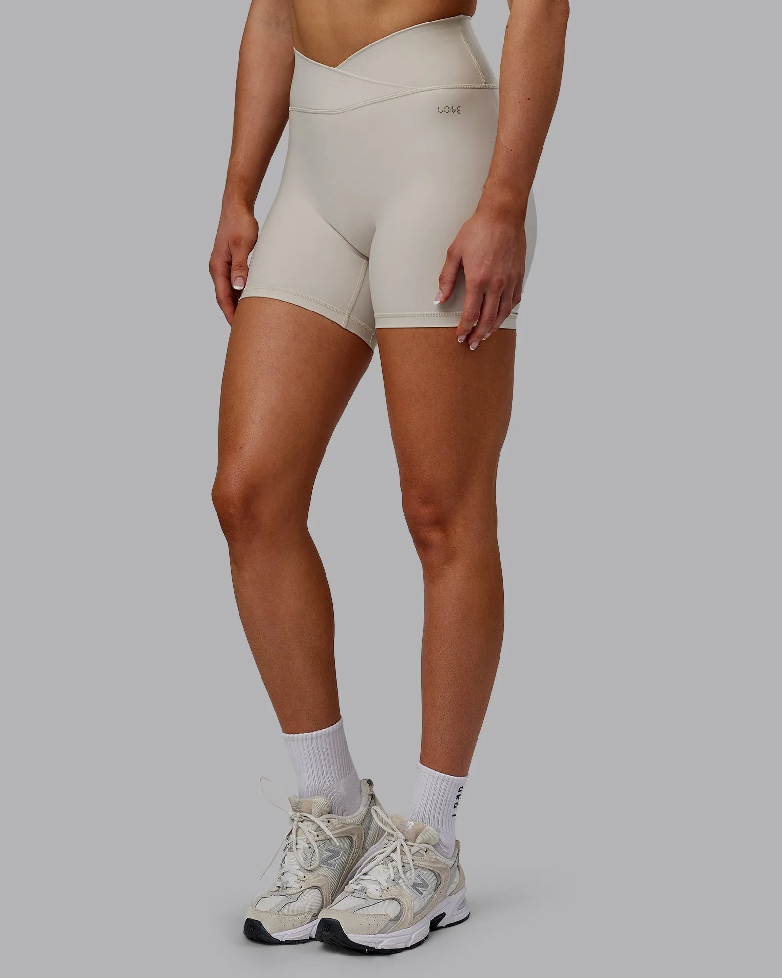 Sara Strike Cross Over Waist Mid Short Tights - Shale Beige