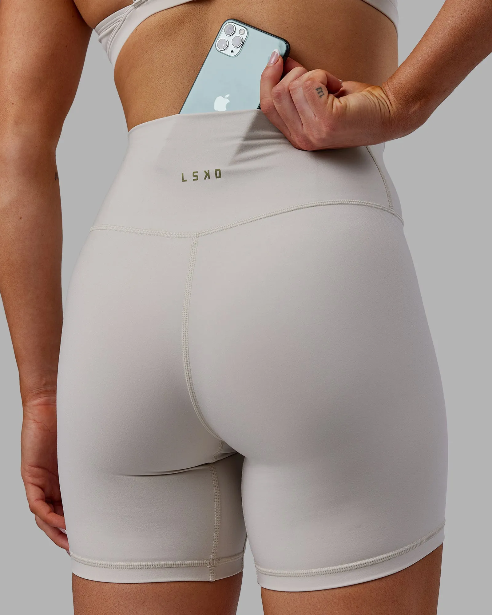 Sara Strike Cross Over Waist Mid Short Tights - Shale Beige