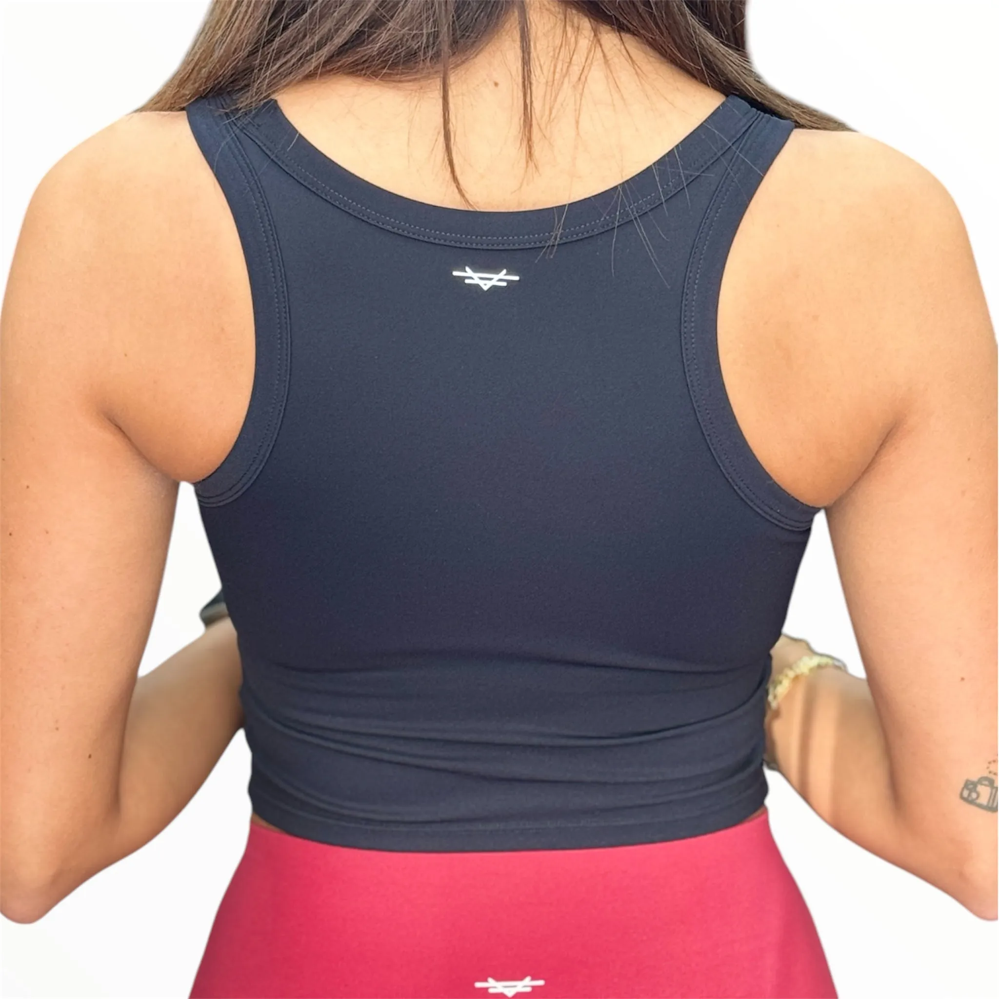 Sculpt Padded Crop Tank - Black
