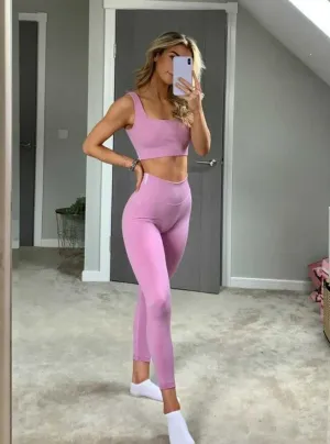 SHARPFIT WOMEN'S RIBBED GYM SET IN PINK