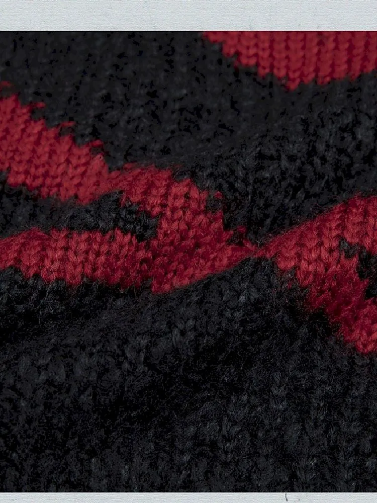 skull rabbit loose knit