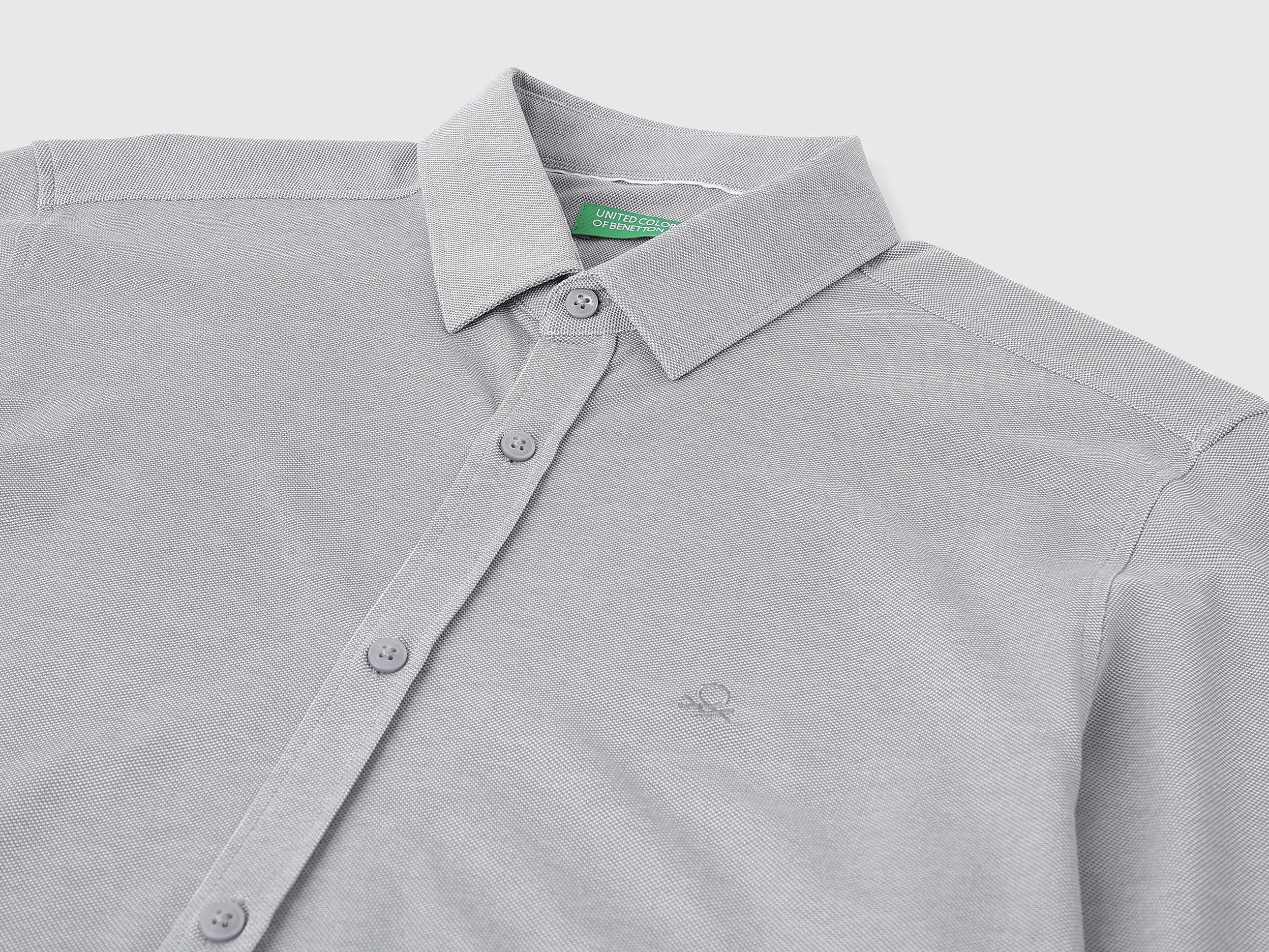 Slim Fit Spread Collar Solid Shirts