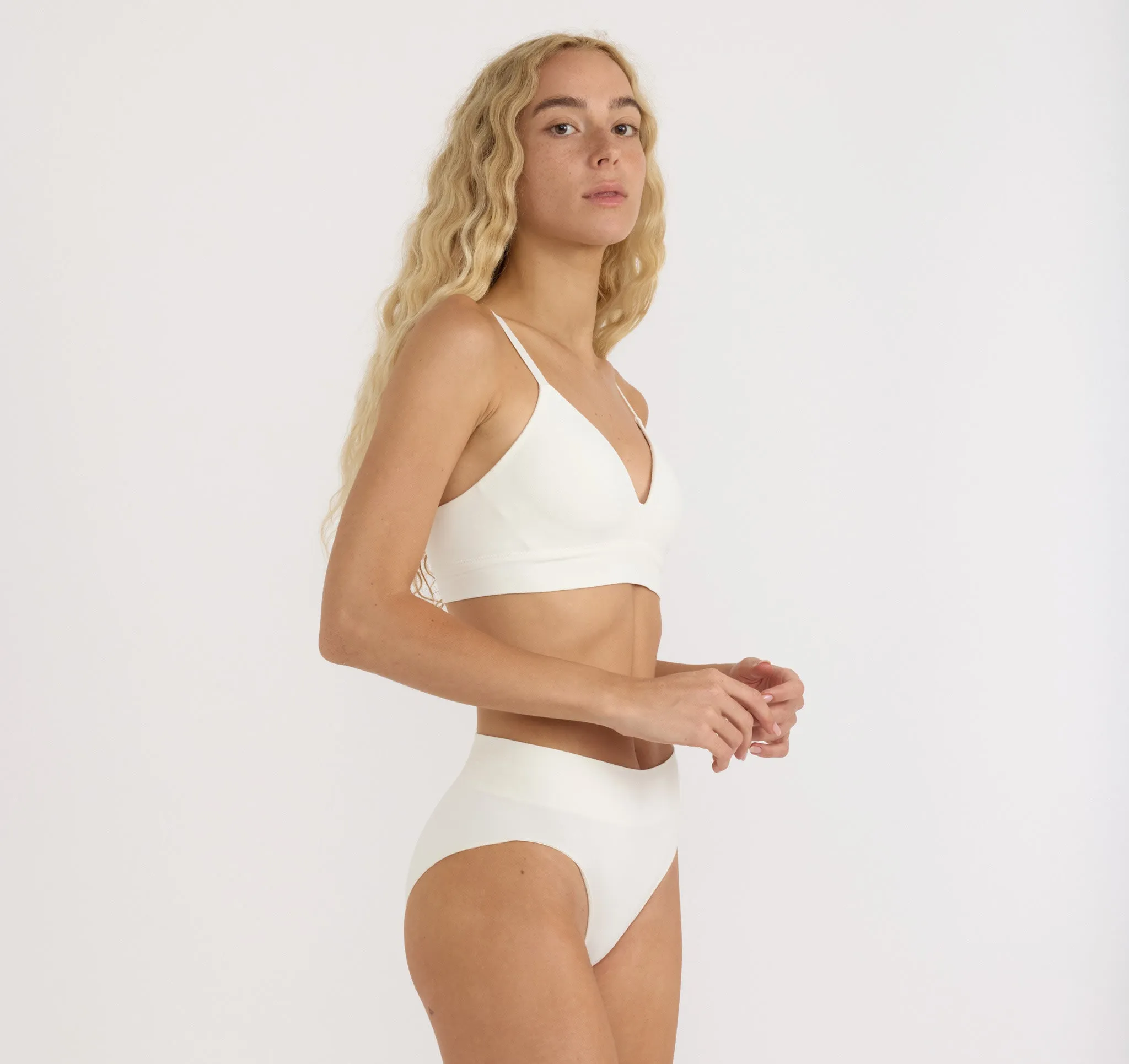 Smooth High-Leg Briefs