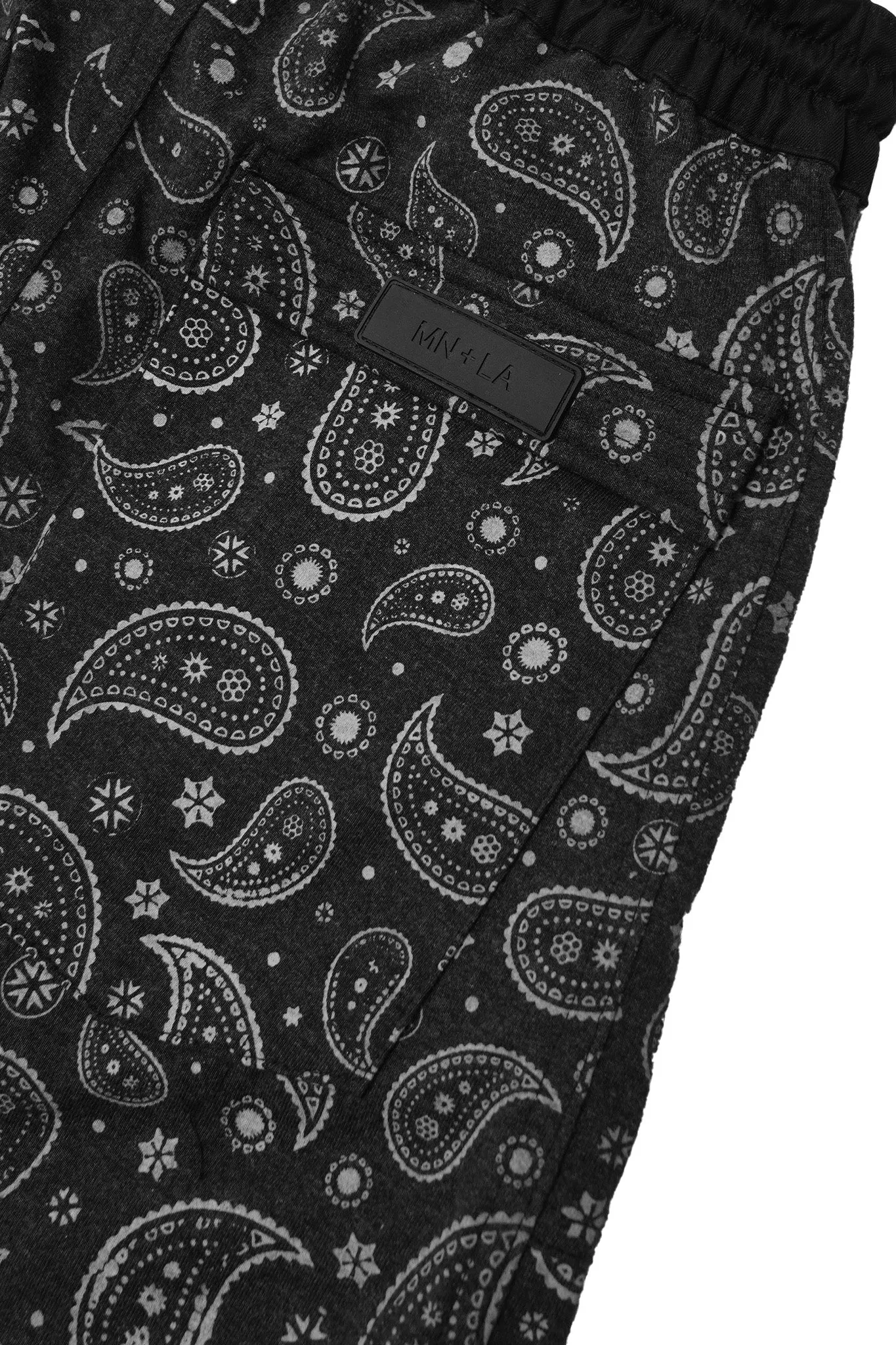 STRIDE SHORTS IN MIDNIGHT PAISLEY