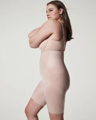 Thinstincts® 2.0 High-waisted Mid-thigh Short