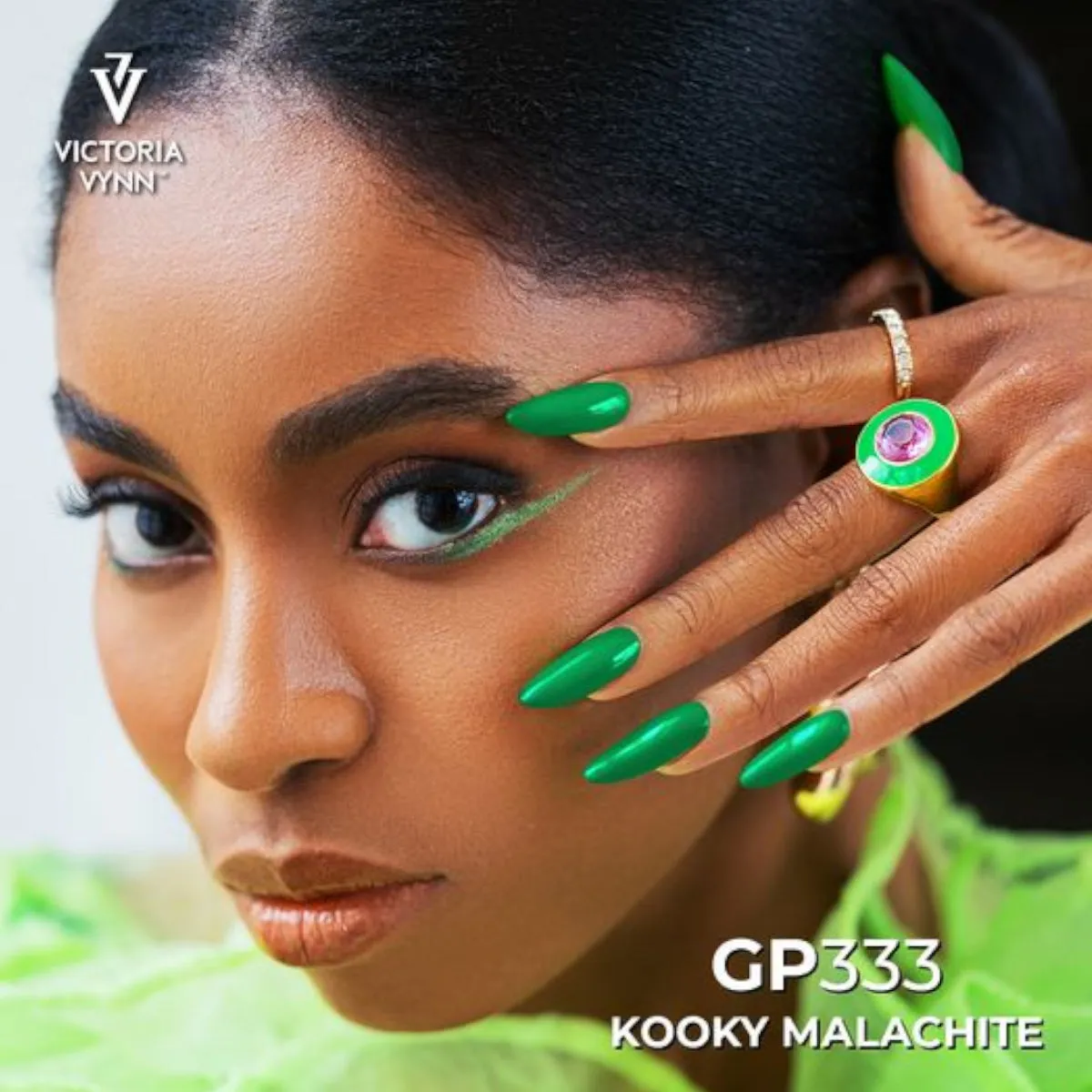 Victoria Vynn Gel Polish Color 333 Kooky Malachite