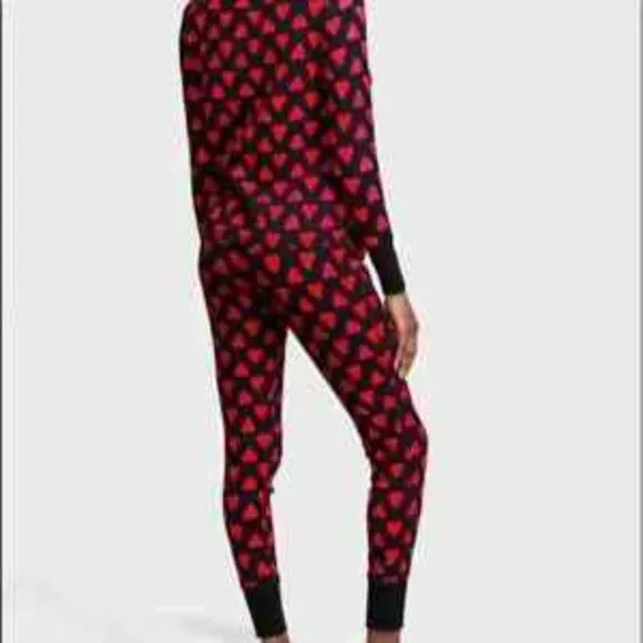 Victoria's Secret 2pc Pajama set  red hearts meduim Reqular