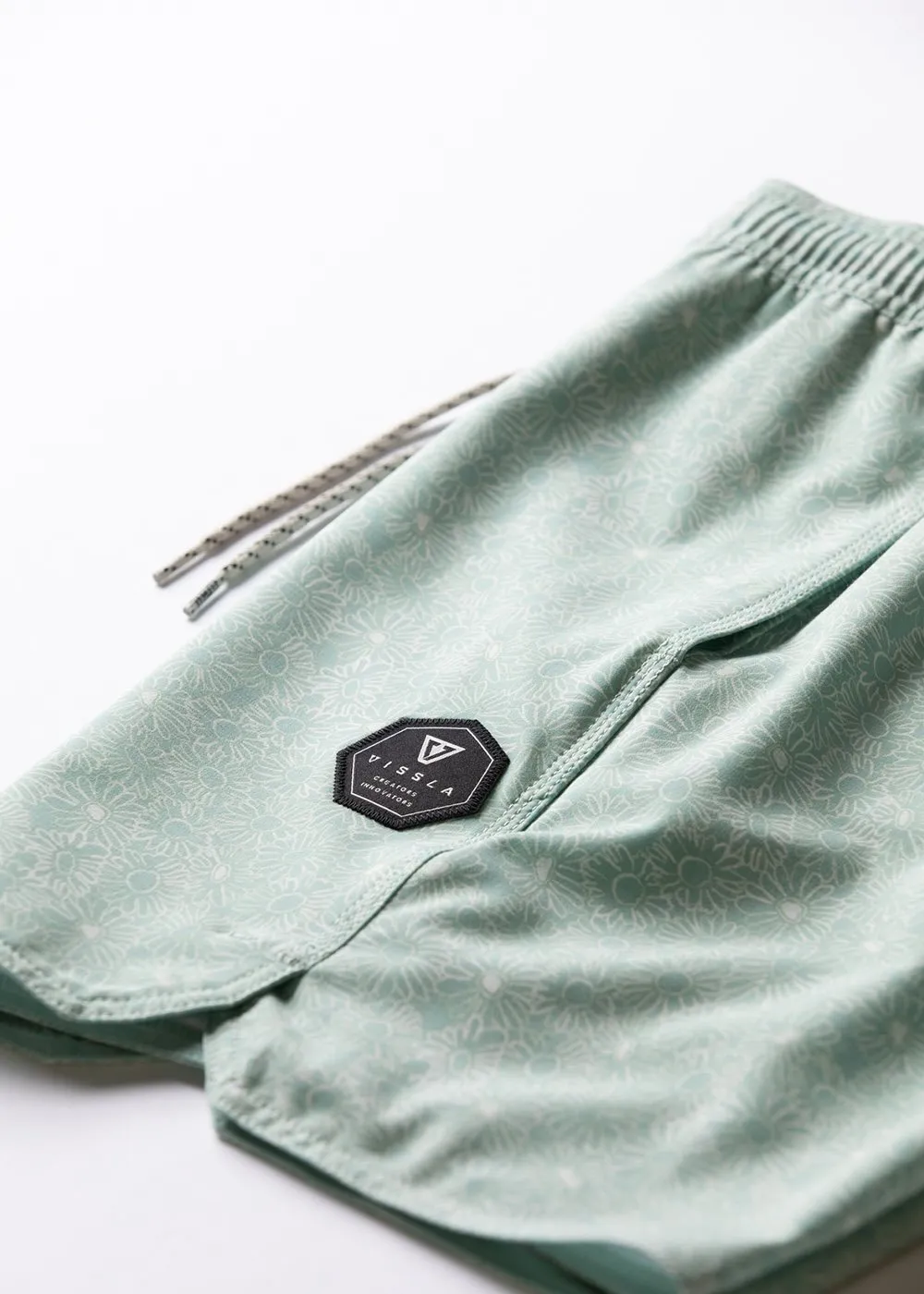 Vissla Lazy Daisy 16.5 Ecolastic Short