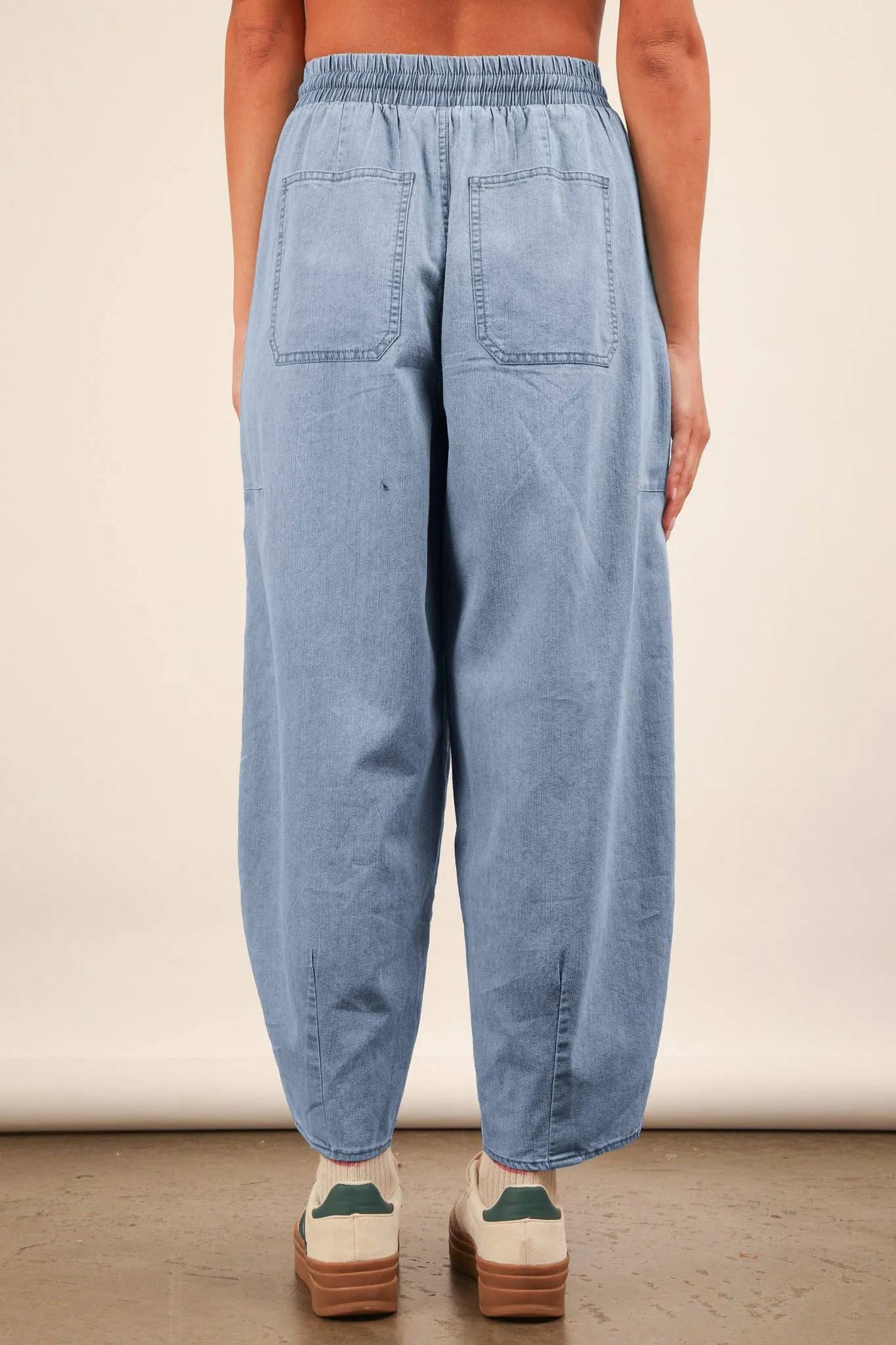 Washed Chambray Barrel Denim Pants