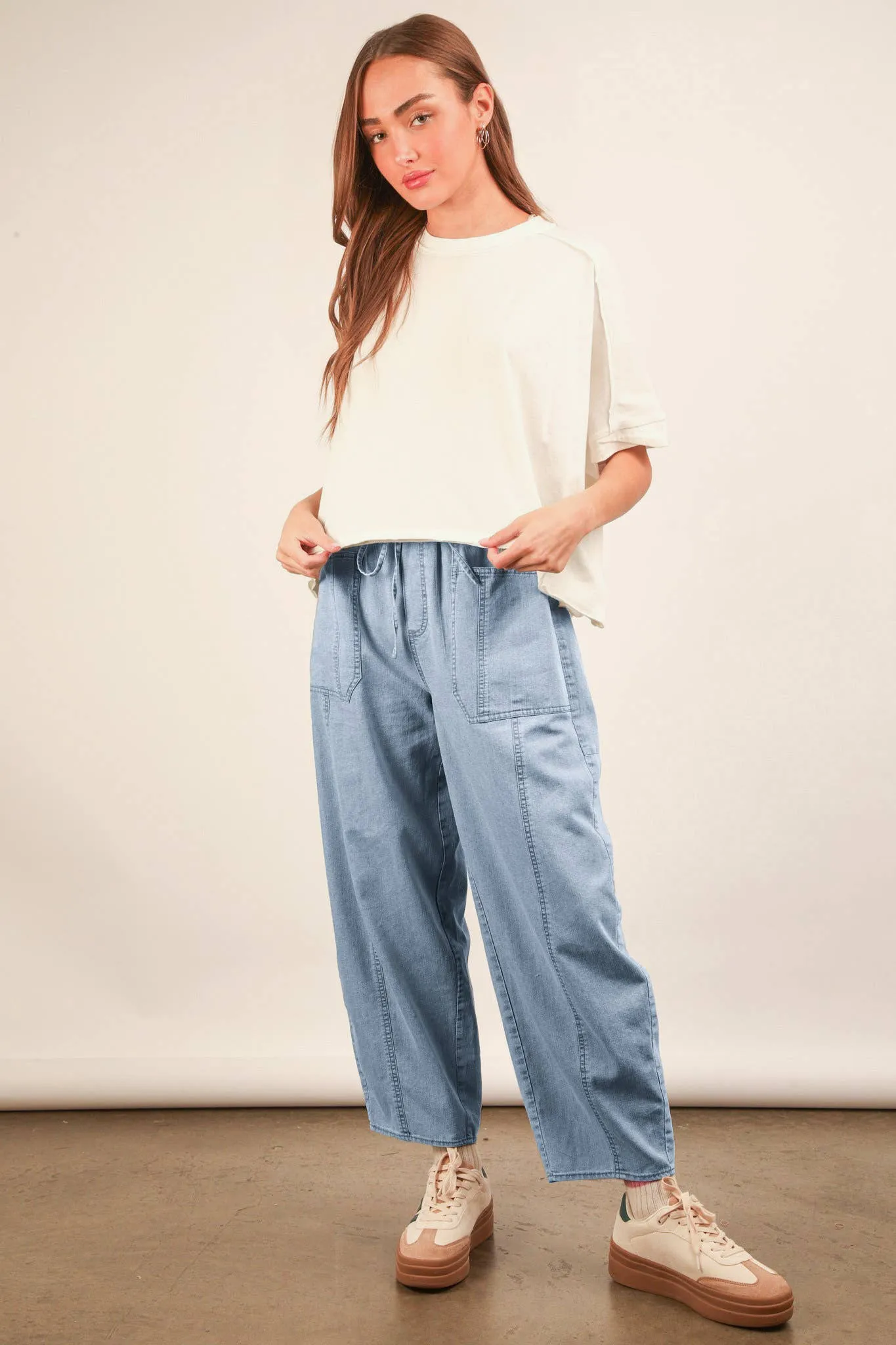 Washed Chambray Barrel Denim Pants