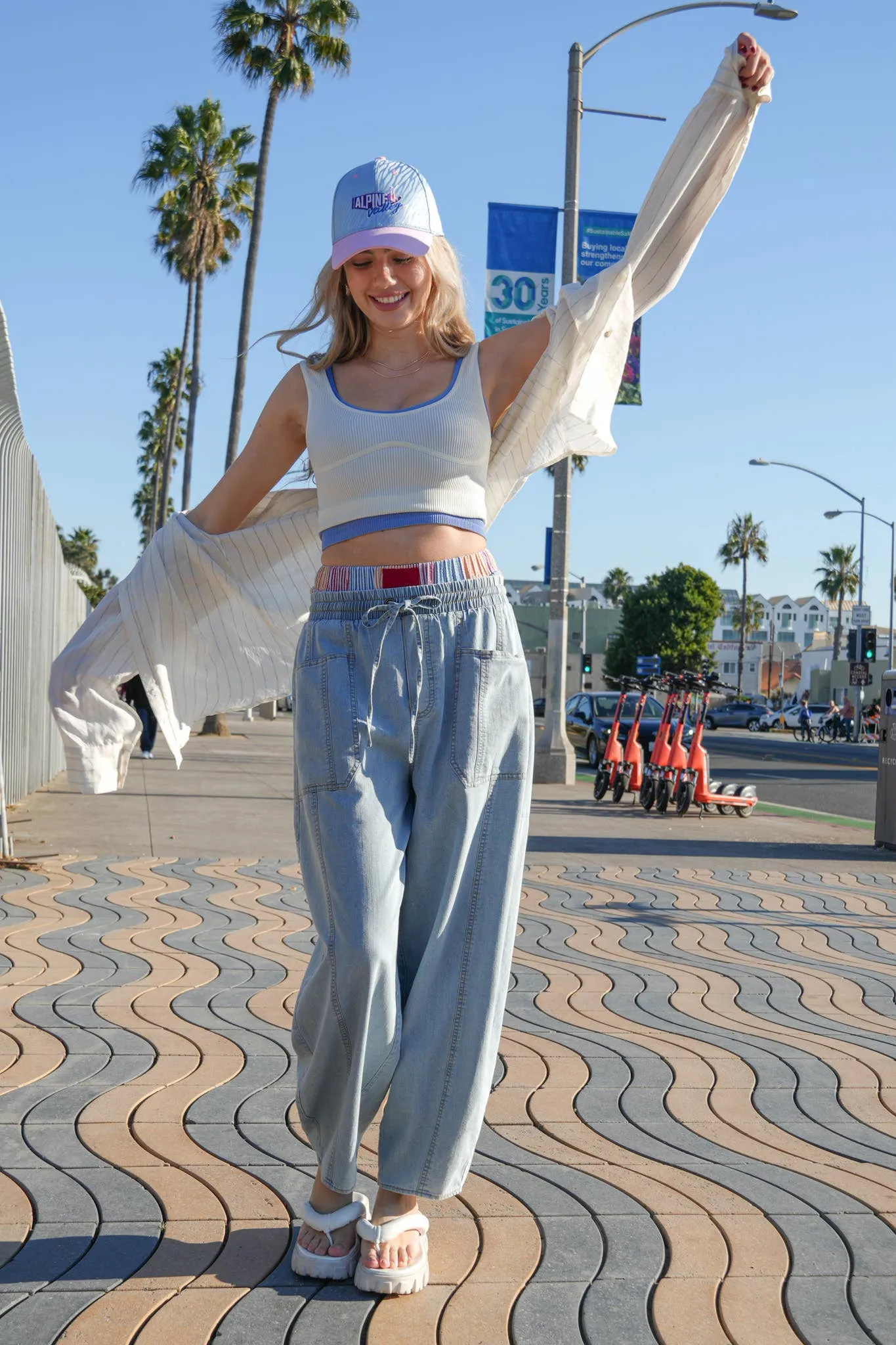 Washed Chambray Barrel Denim Pants