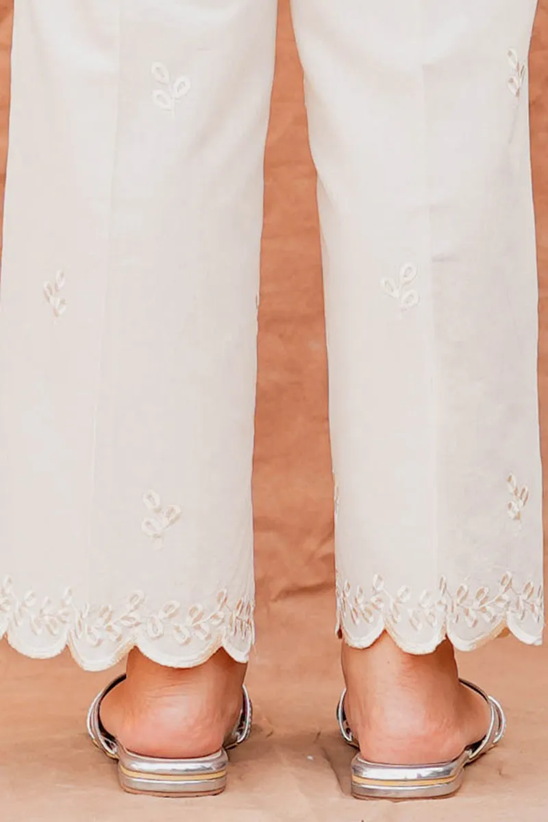 WHITE SWAN 3