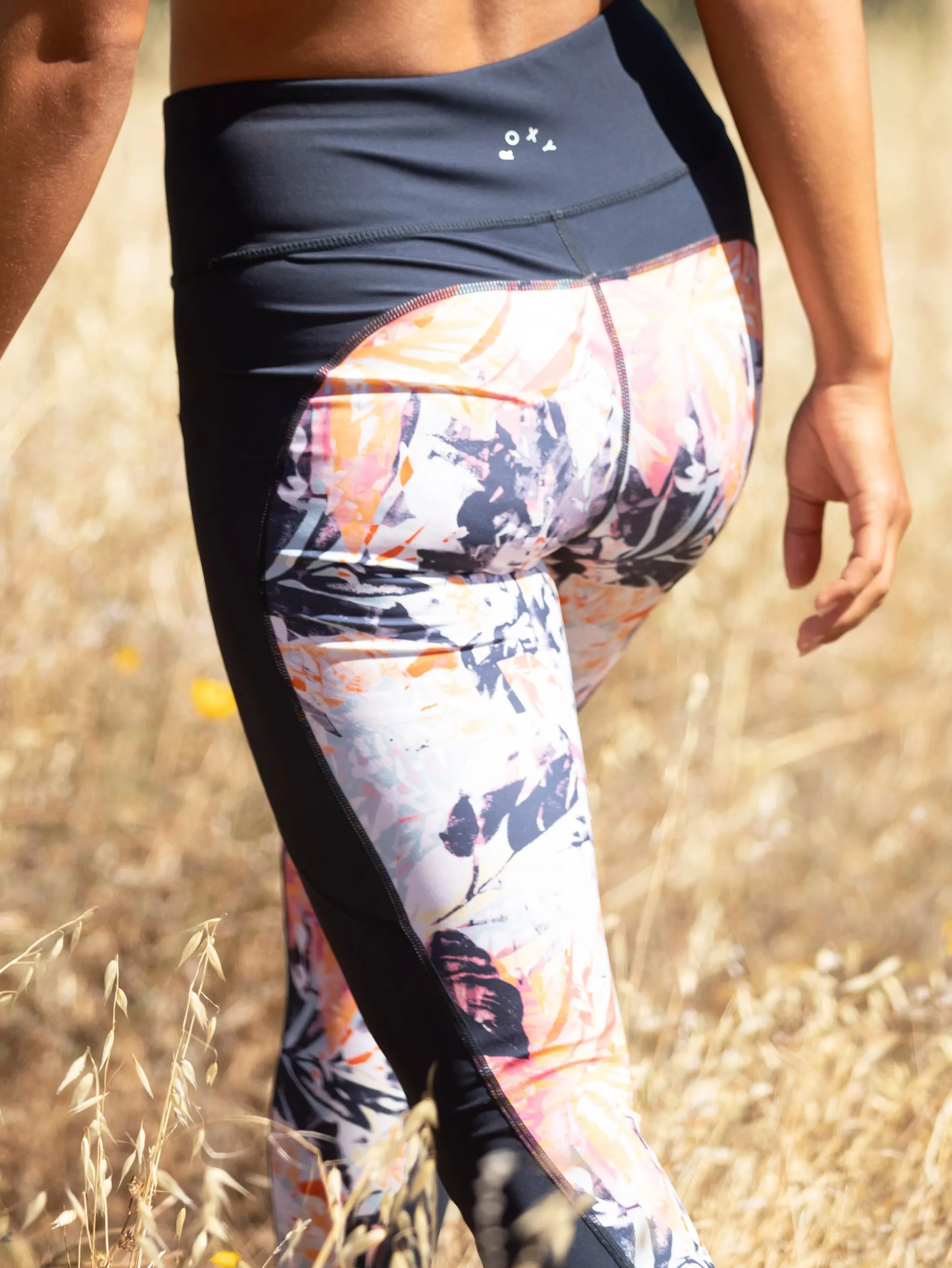 Womens Runway Circle Technical Leggings