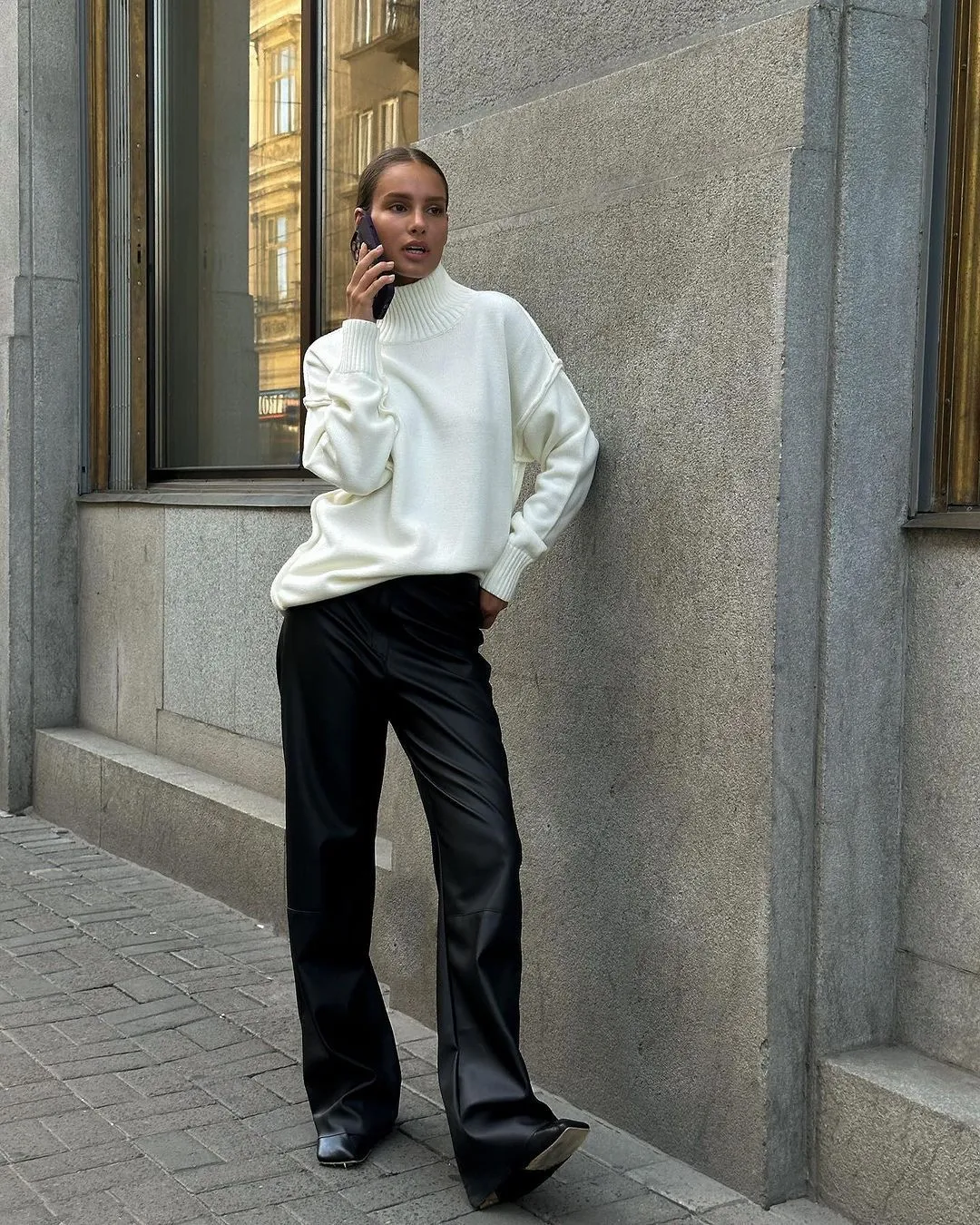 Women’s Thick Knit Wool Blend Oversized Turtleneck