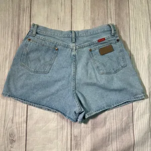 Women’s Vintage Wrangler USA Light Wash High Waisted CW015SW 80s Denim Shorts