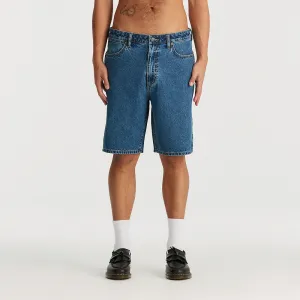 WRANGLER STEEZY RELAXED SHORT - RISING INDIGO